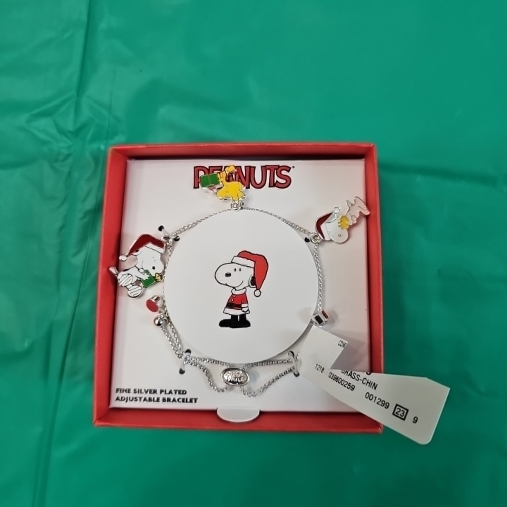 Peanuts Silver Bracelet with Christmas Charms